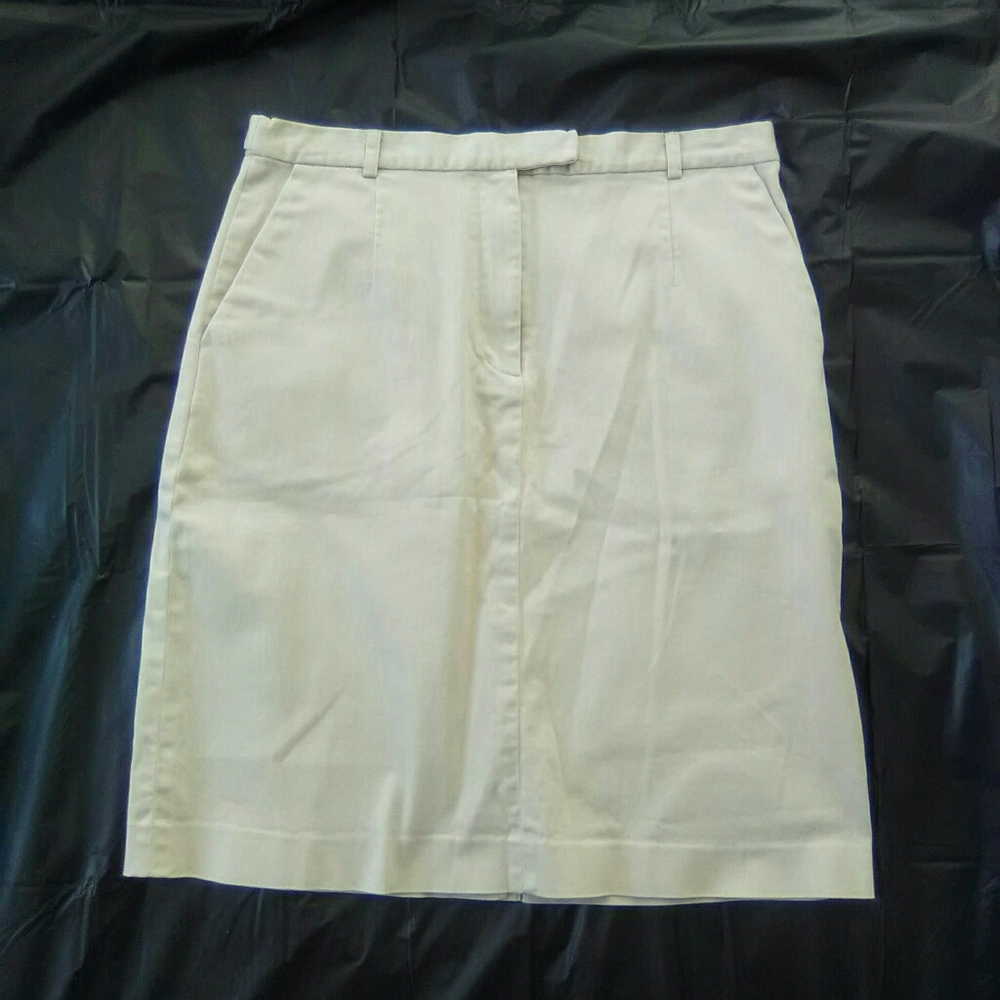 🟢 Talbots Khaki Skirt